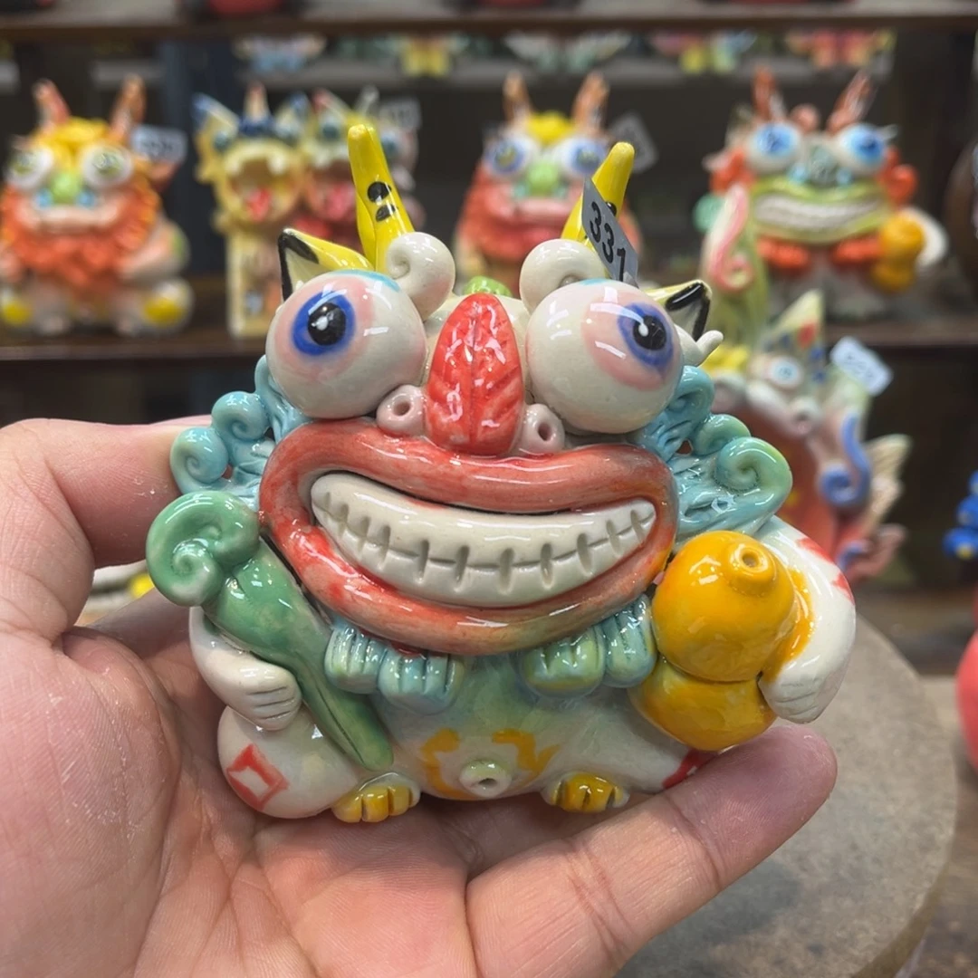 陶瓷纯手工抽象陶瓷摆件331