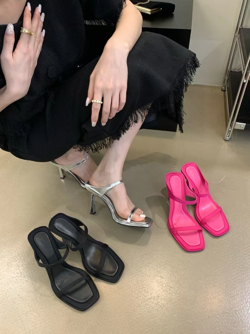 [飒姐专属]2025年夏季网红新款配裙子高跟凉鞋外穿黑色一字带凉拖