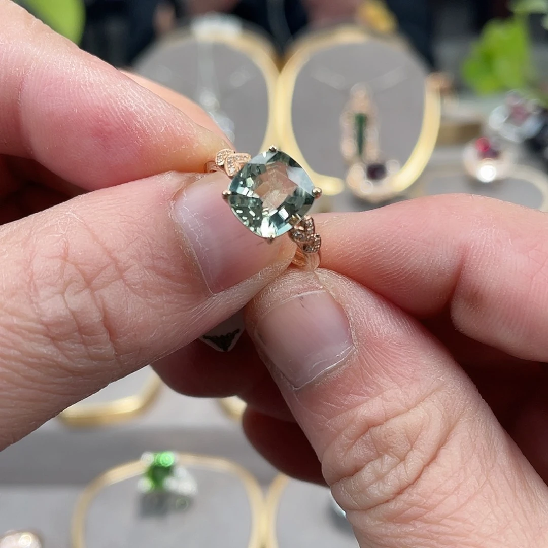 碧玺戒指18K金镶嵌2.78ct