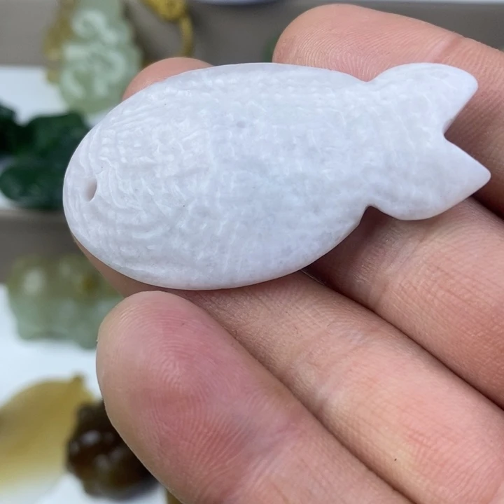 和田玉（糖玉）未镶嵌颈饰