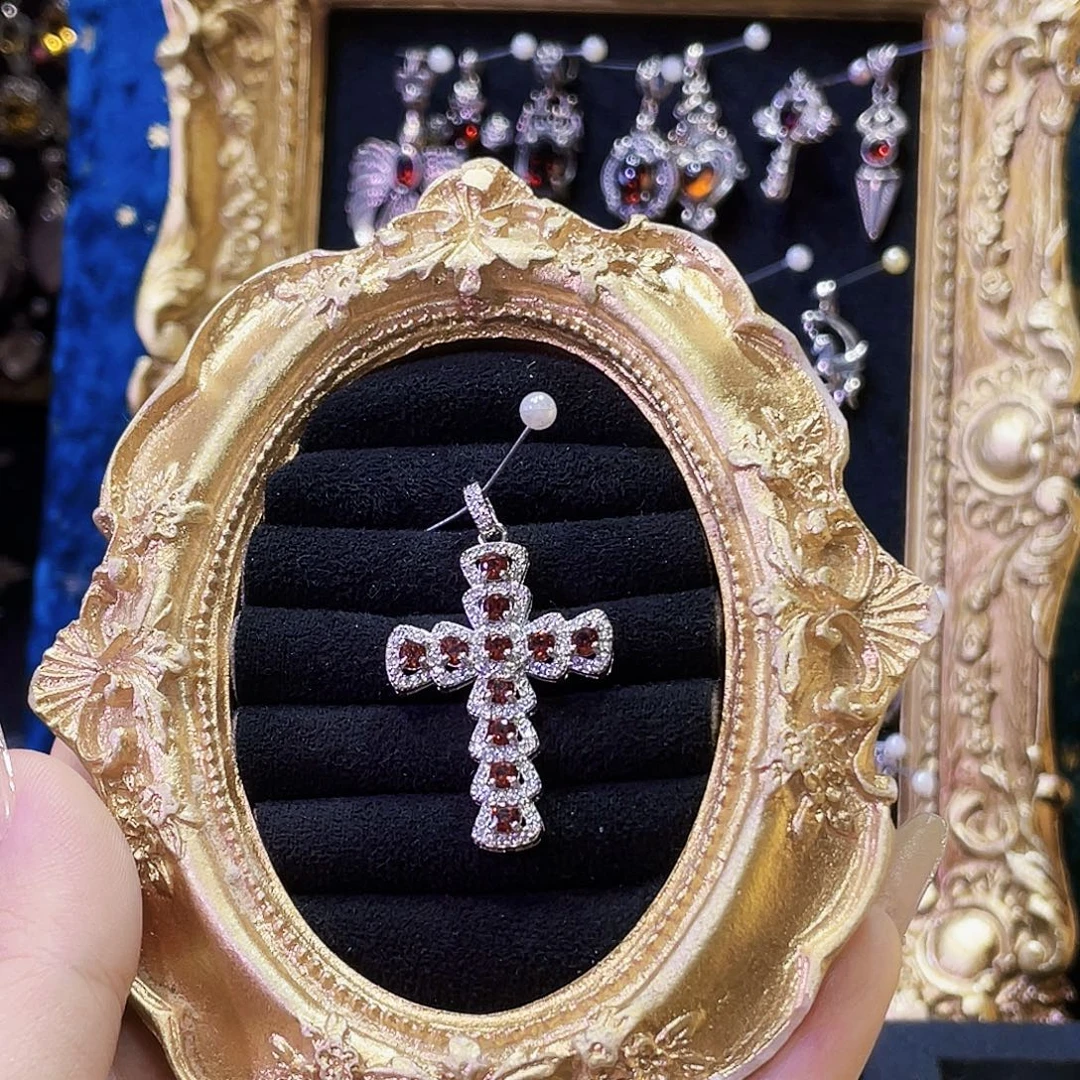 925银石榴奢华十字架吊坠