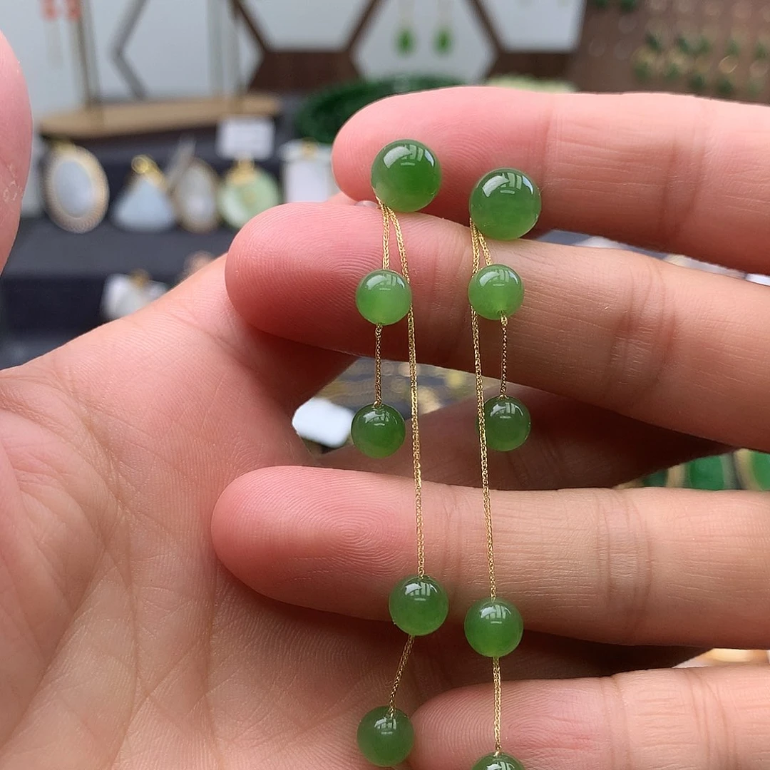 和田玉18K金镶嵌耳饰