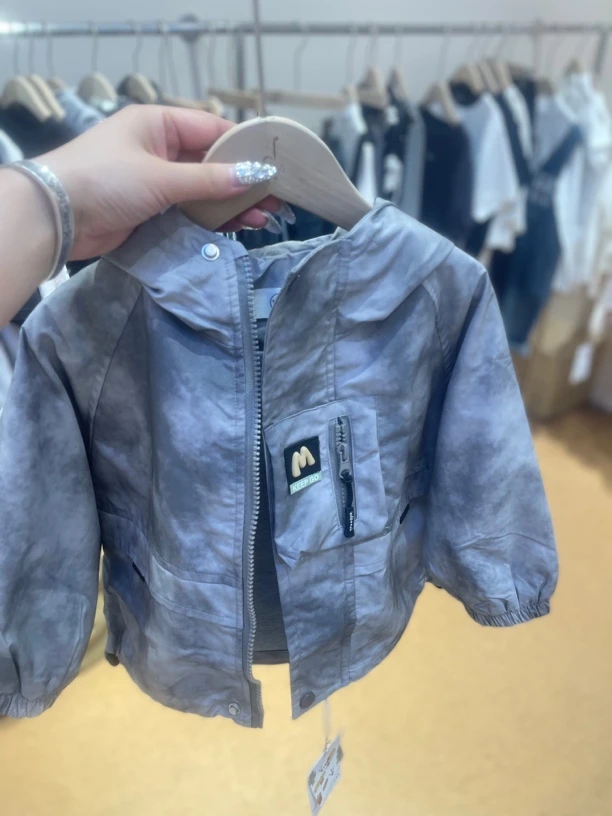 小童外套90到130尺码