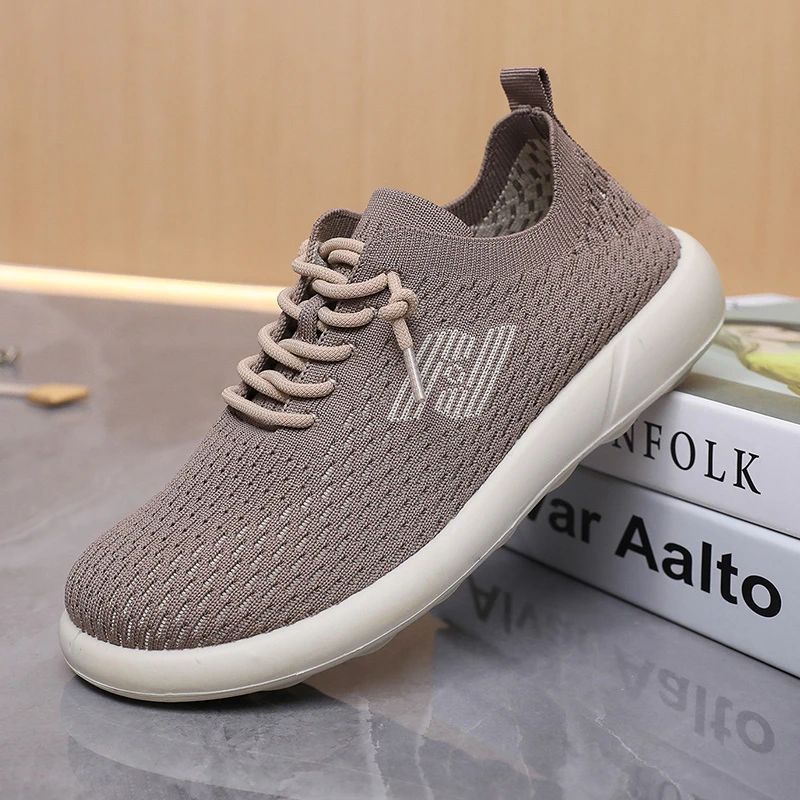 2025夏季爆款舒适百搭老北京布鞋低跟透气平底鞋一脚蹬休闲妈妈鞋