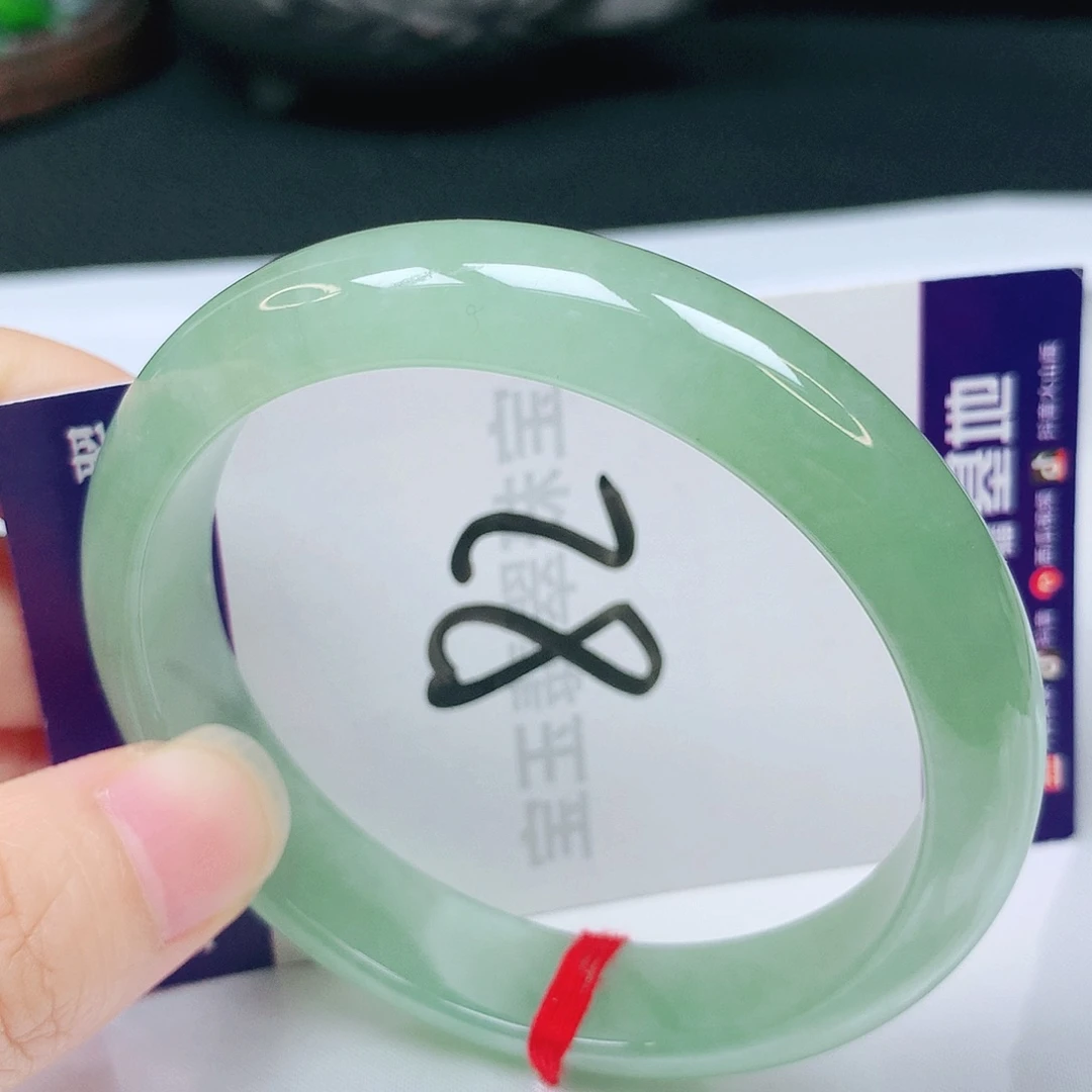 未镶嵌手镯翡翠57圈口