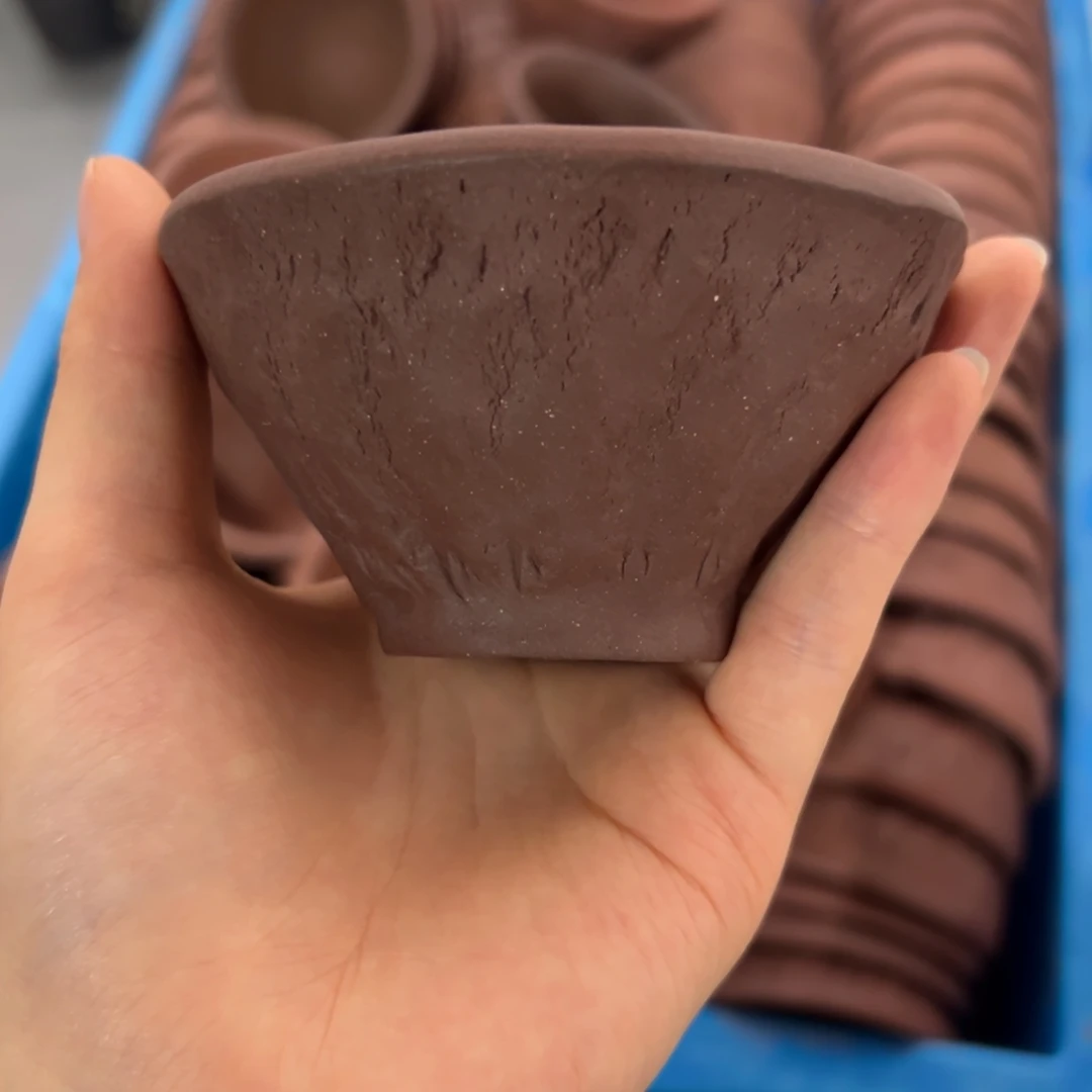 紫砂老紫泥主人杯手捏款