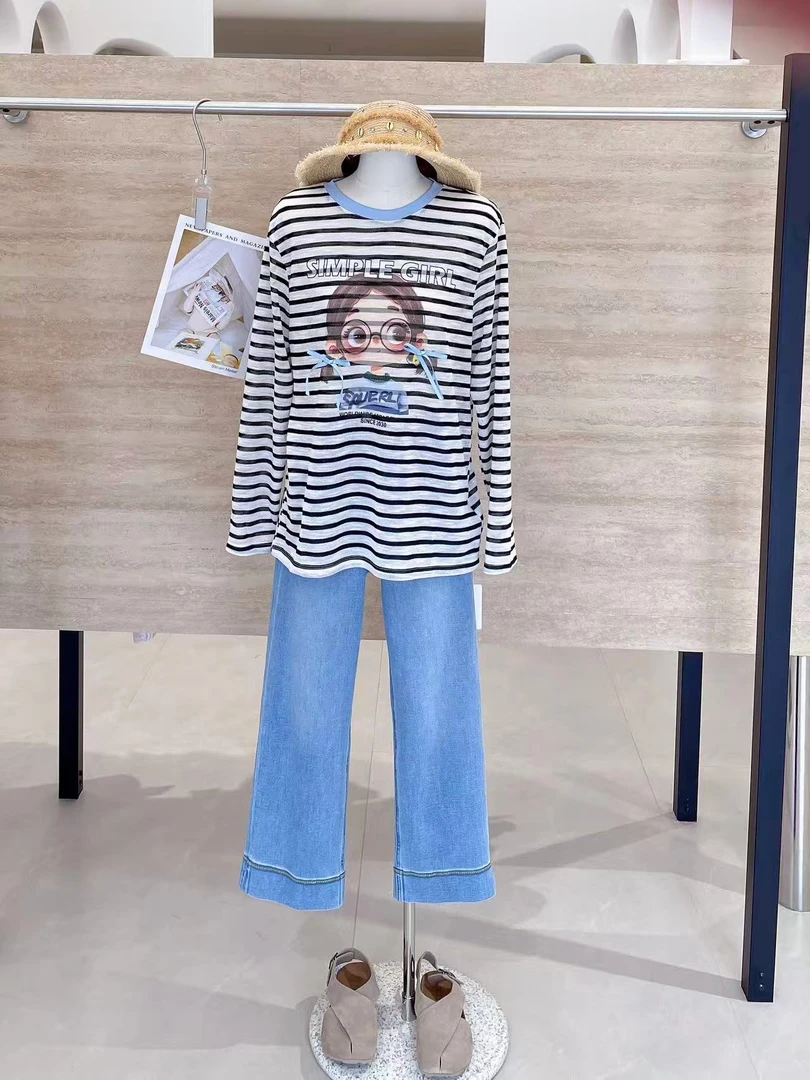 8606轩尚女装“蝴蝶结小女孩长袖T恤”