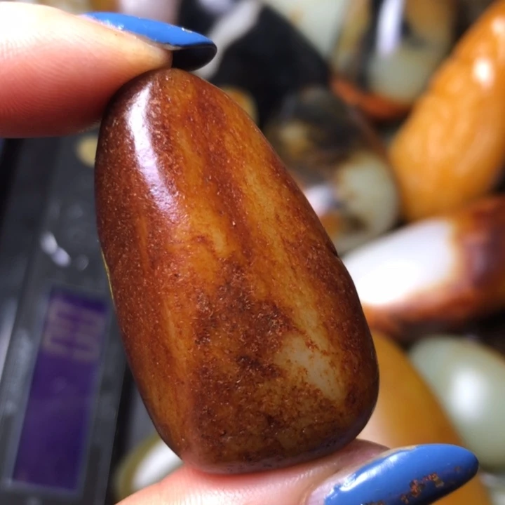 和田玉未镶嵌珠宝奇石