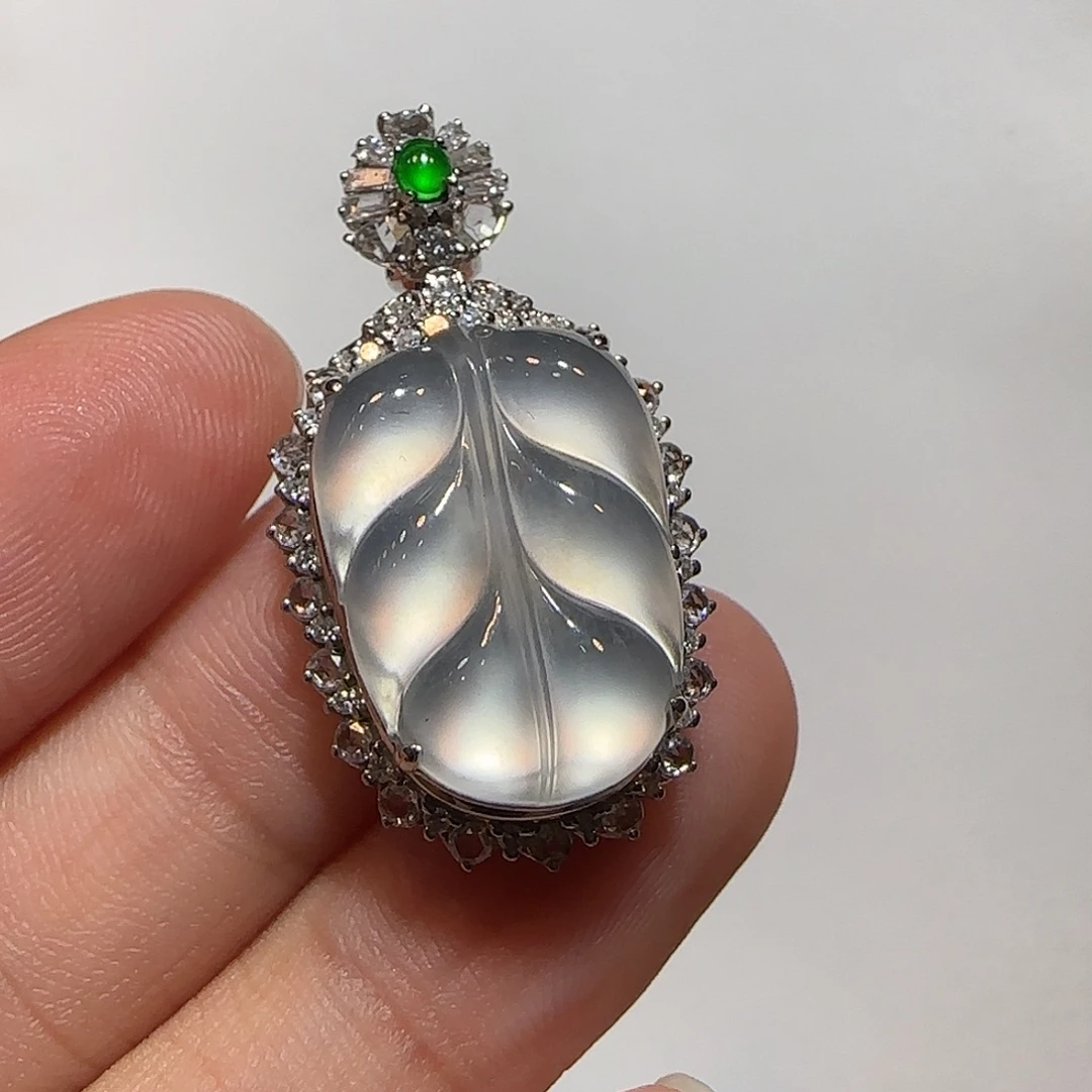 翡翠18K金镶嵌吊坠(不含链)叶子
