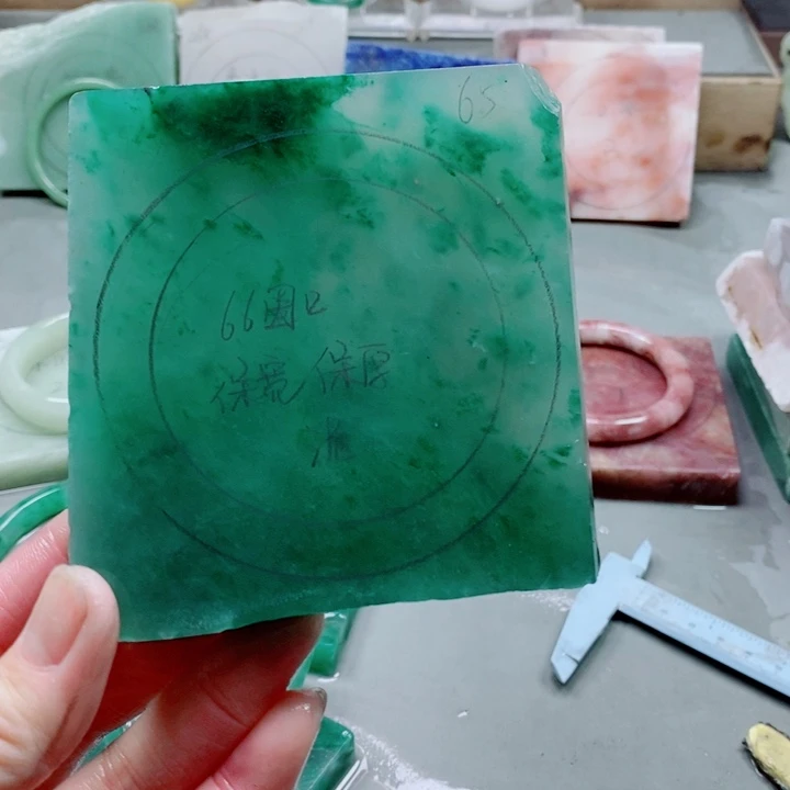 石英质玉手镯未镶嵌冬*婆定制