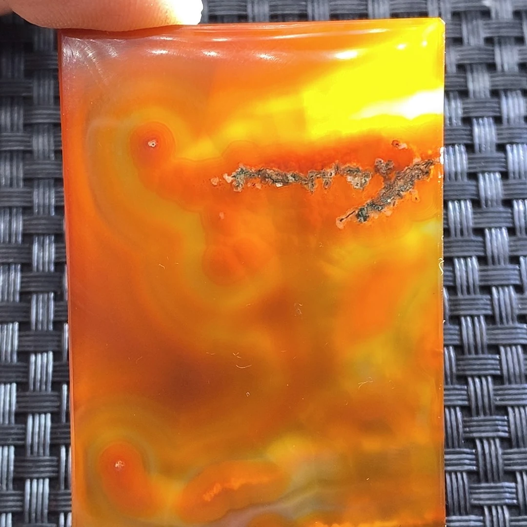 玛瑙/玉髓颈饰未镶嵌近**赤