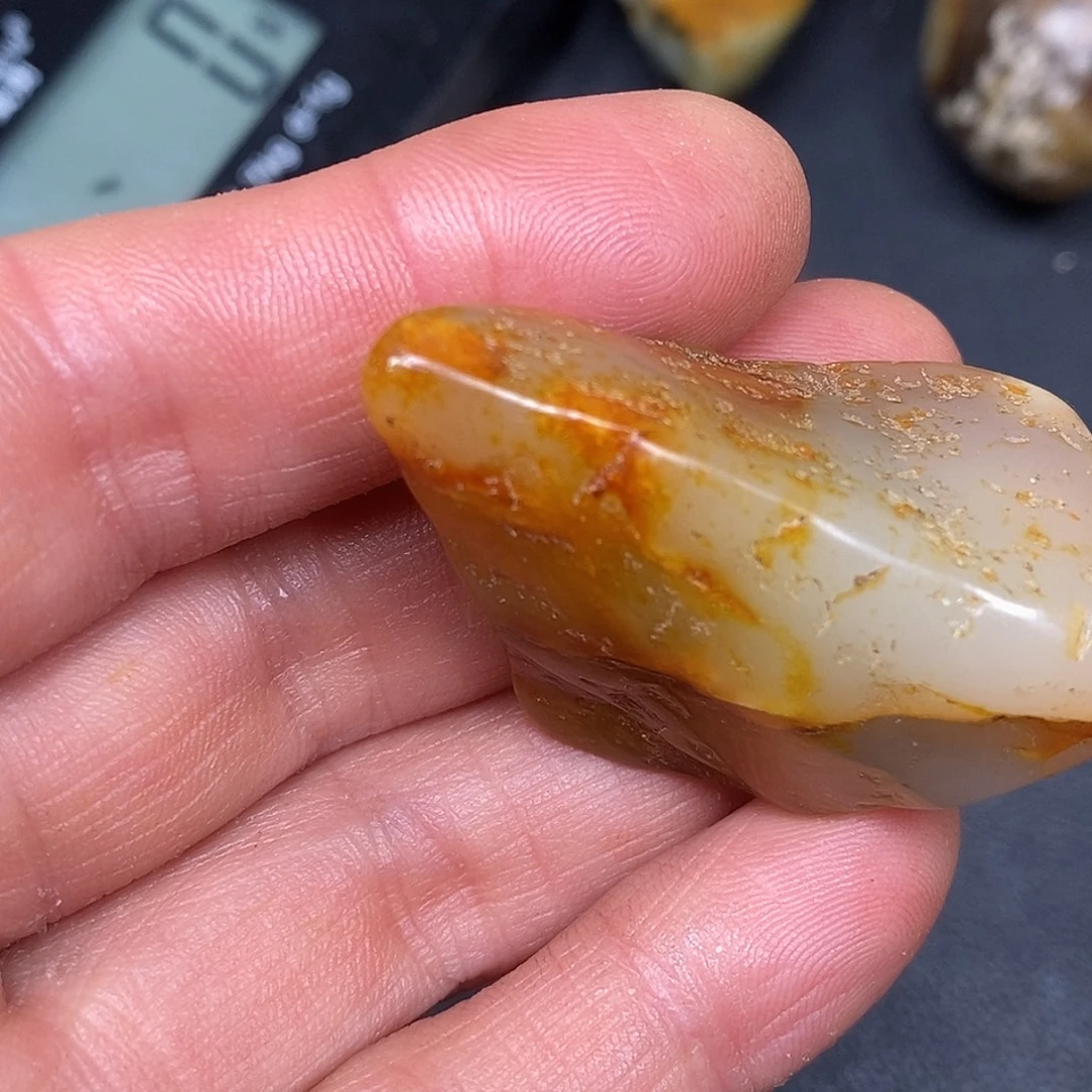 和田玉未镶嵌珠宝奇石