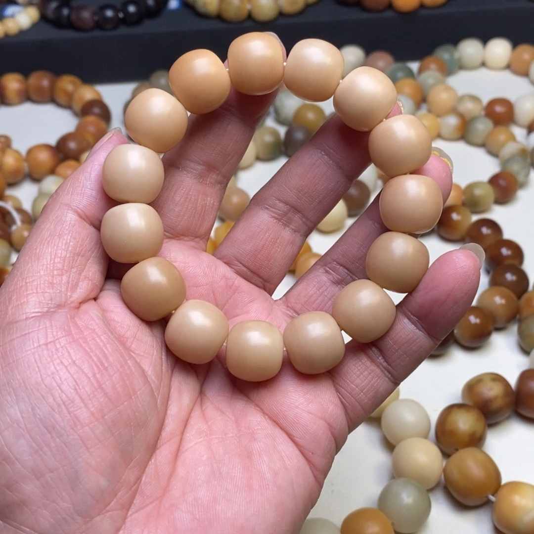 菩提根/象牙果手串默认微瑕籽卡16香槟色