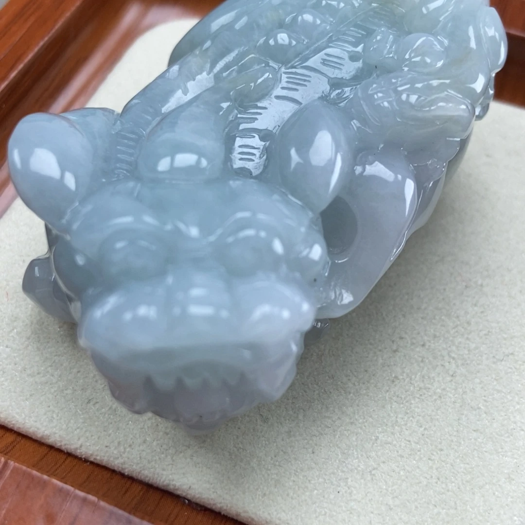 享***生吊坠(赠链)未镶嵌翡翠如意貔貅