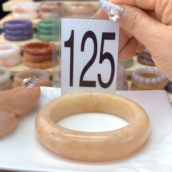 石英质玉未镶嵌手镯63