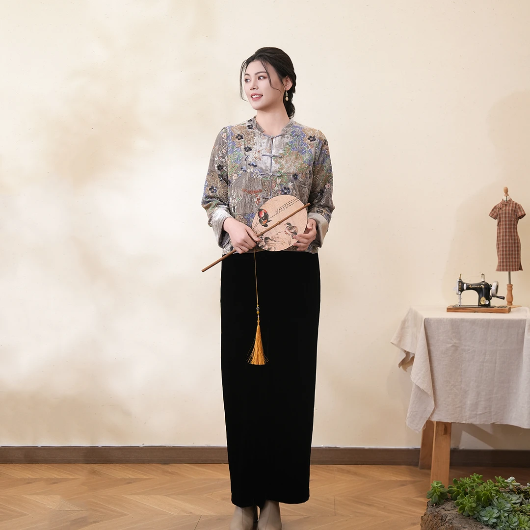 布符2025年春新款亭台楼阁刺绣弧摆开衩外套桑蚕丝小立领MCWT20E