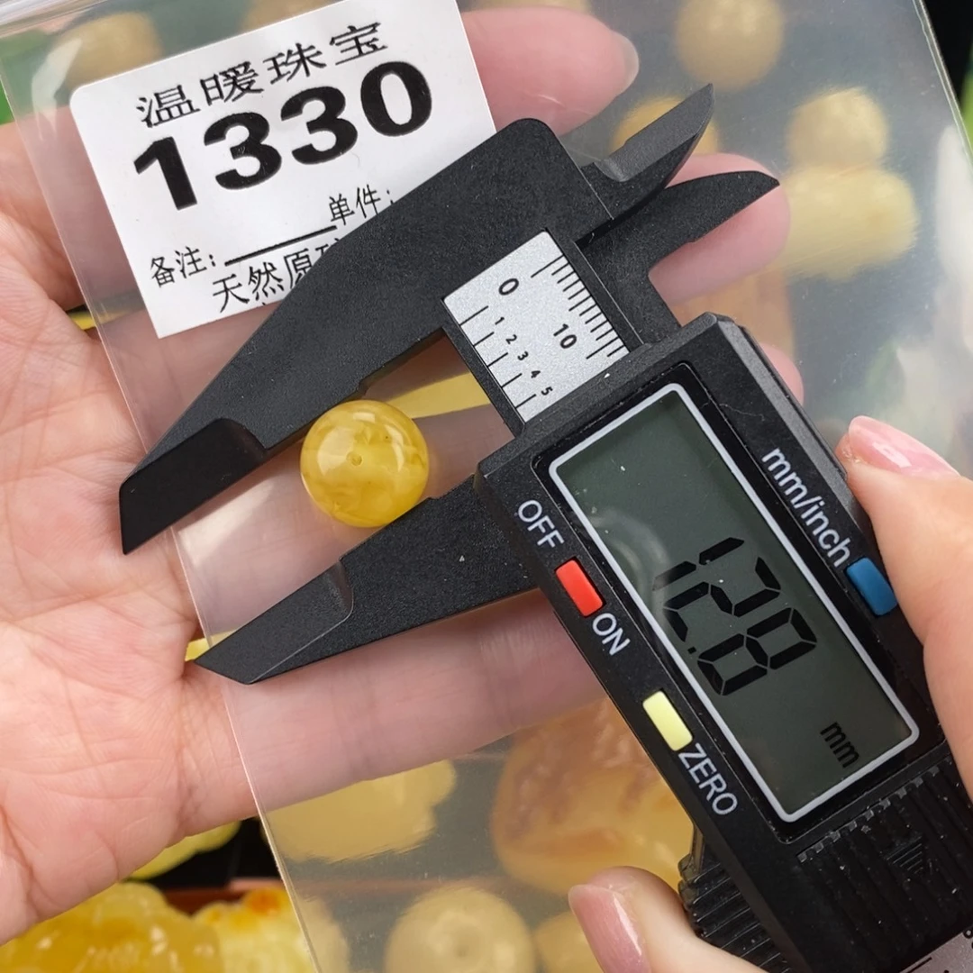 琥珀未镶嵌珠宝奇石裸石