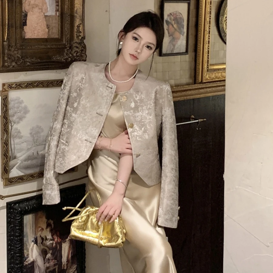 实拍秋装美拉德穿搭提花料小香风外套+醋酸缎面显瘦吊带连衣裙女