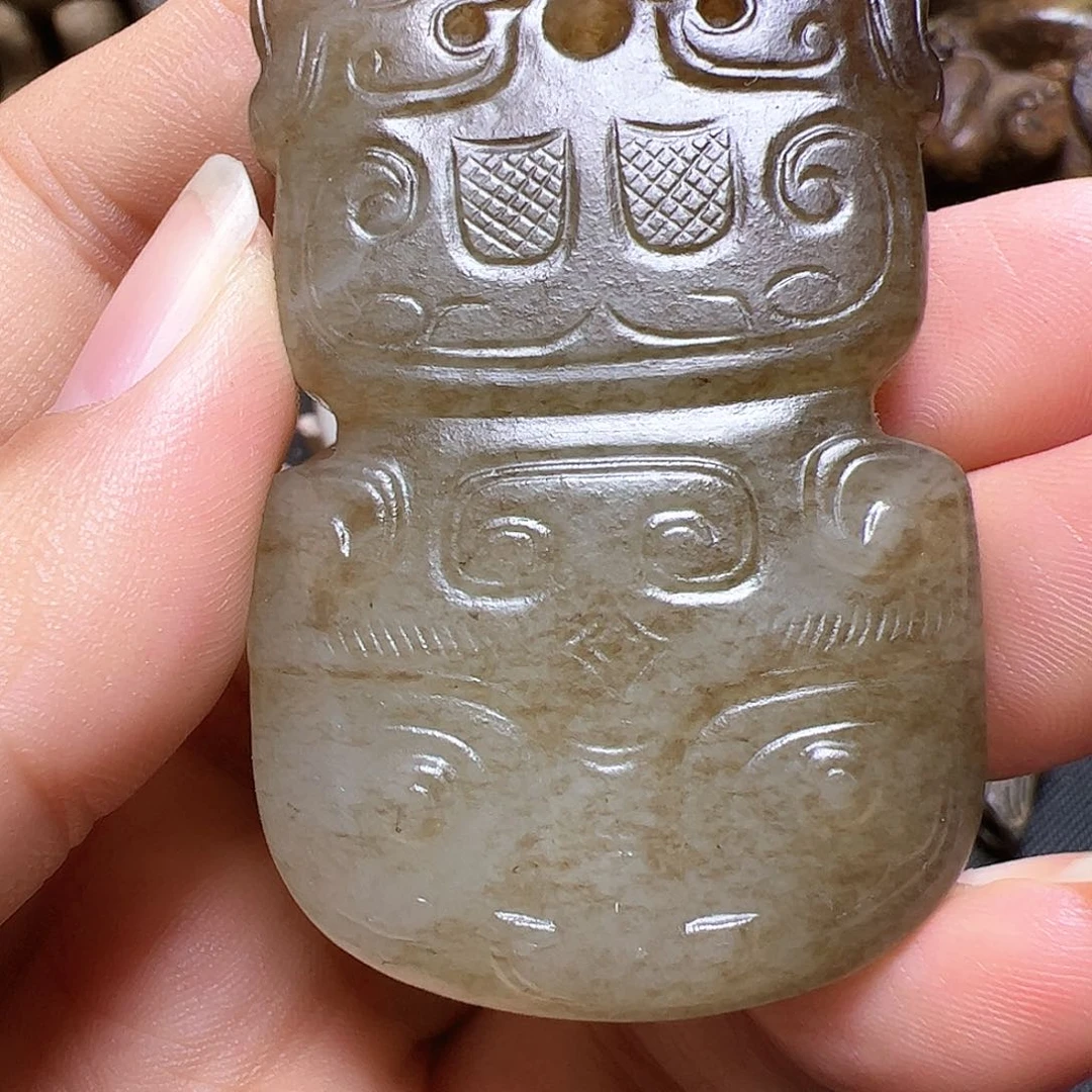 颈饰未镶嵌和田玉（糖玉）袁*勇