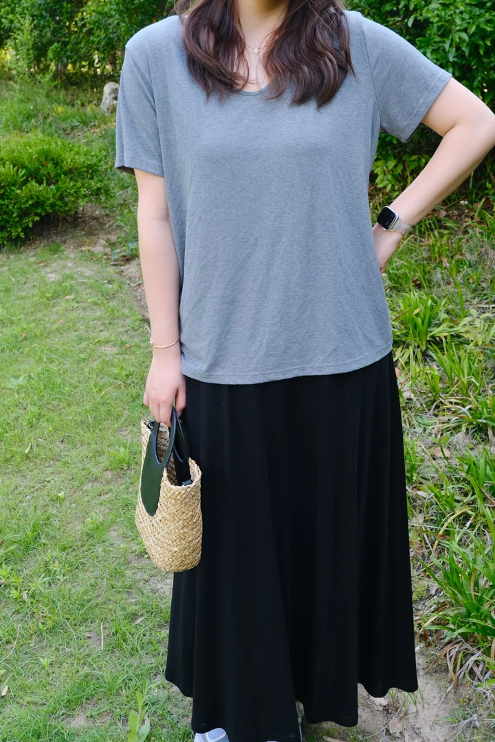 【音符】大码微胖U领宽松正肩T恤