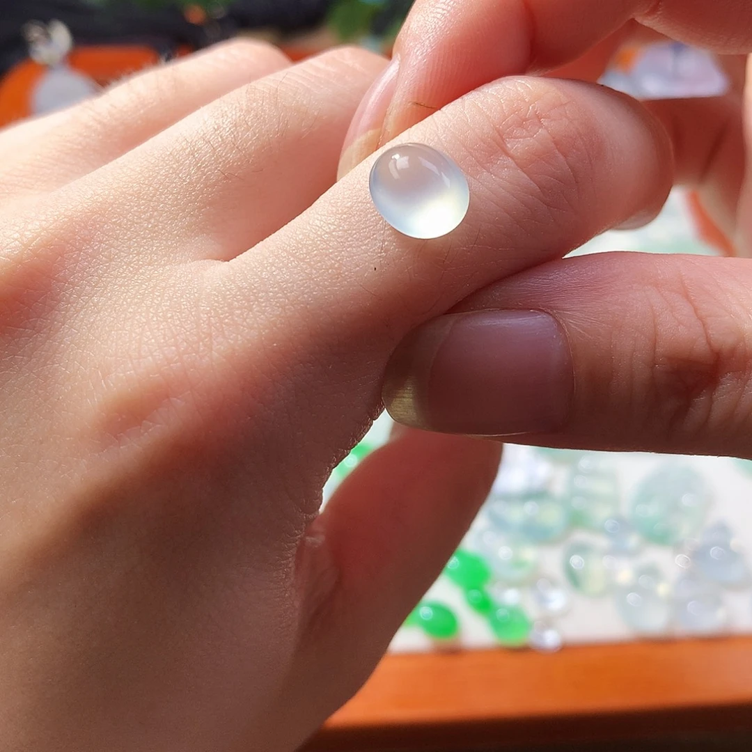 翡翠未镶嵌吊坠(不含链)蛋面