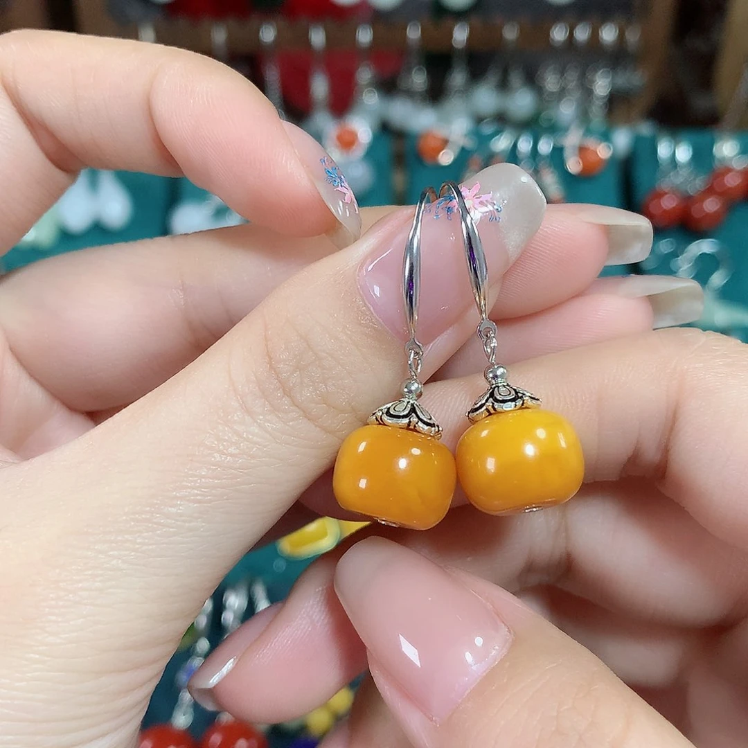 蜜蜡耳饰银S925镶嵌卡12左右