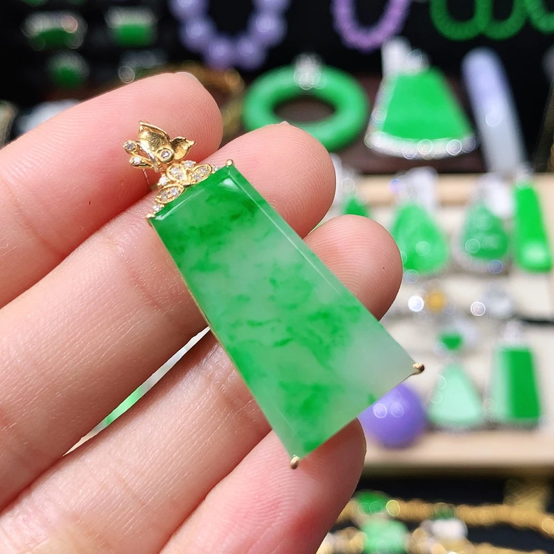 翡翠18K金镶嵌吊坠(不含链)