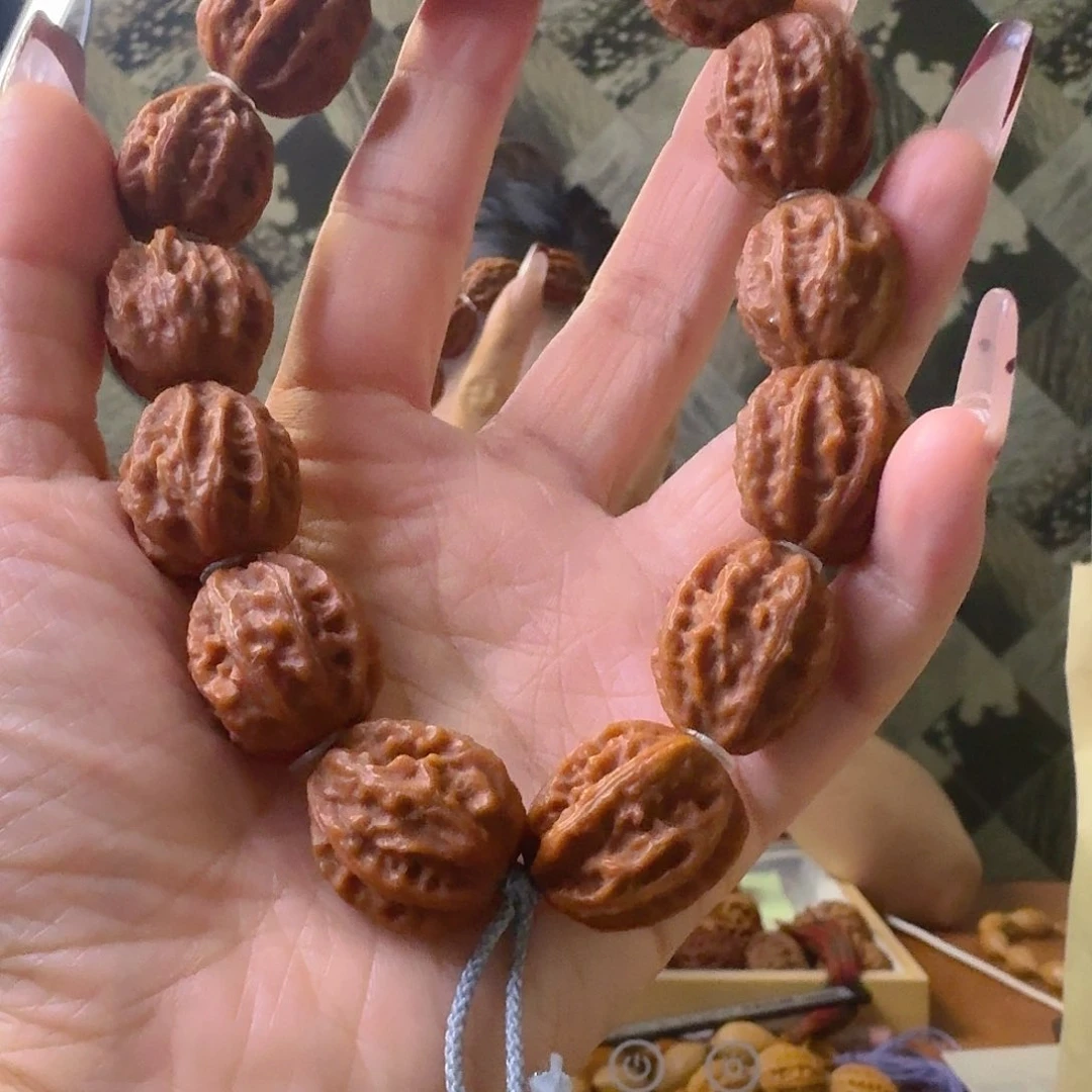 猴头核桃吊坠八棱核桃手持18mm