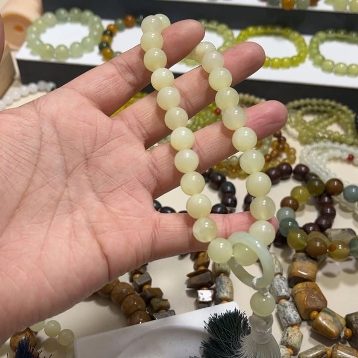 蛇纹石玉未镶嵌手链卡10