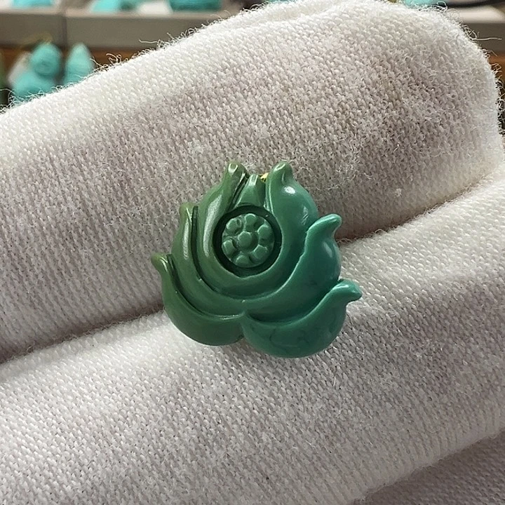 绿松石未镶嵌莲花