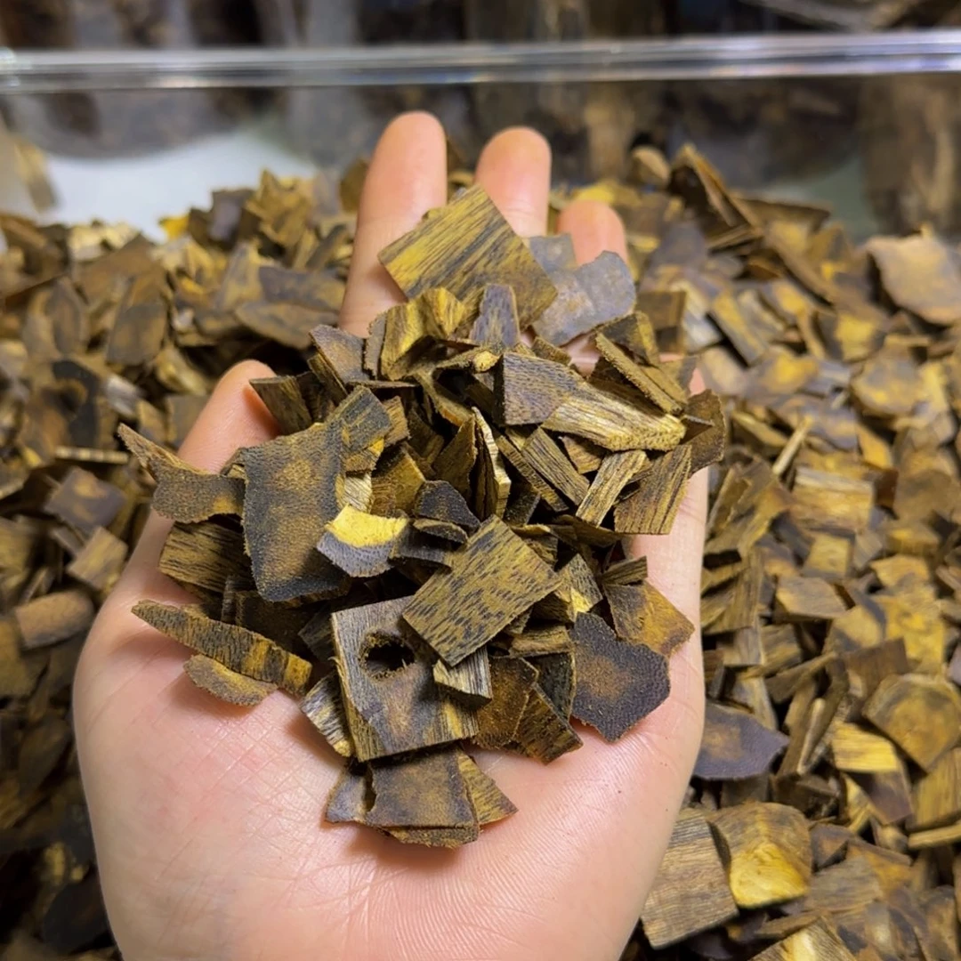 沉香碎屑沉香乌身圆叶碎片料200克