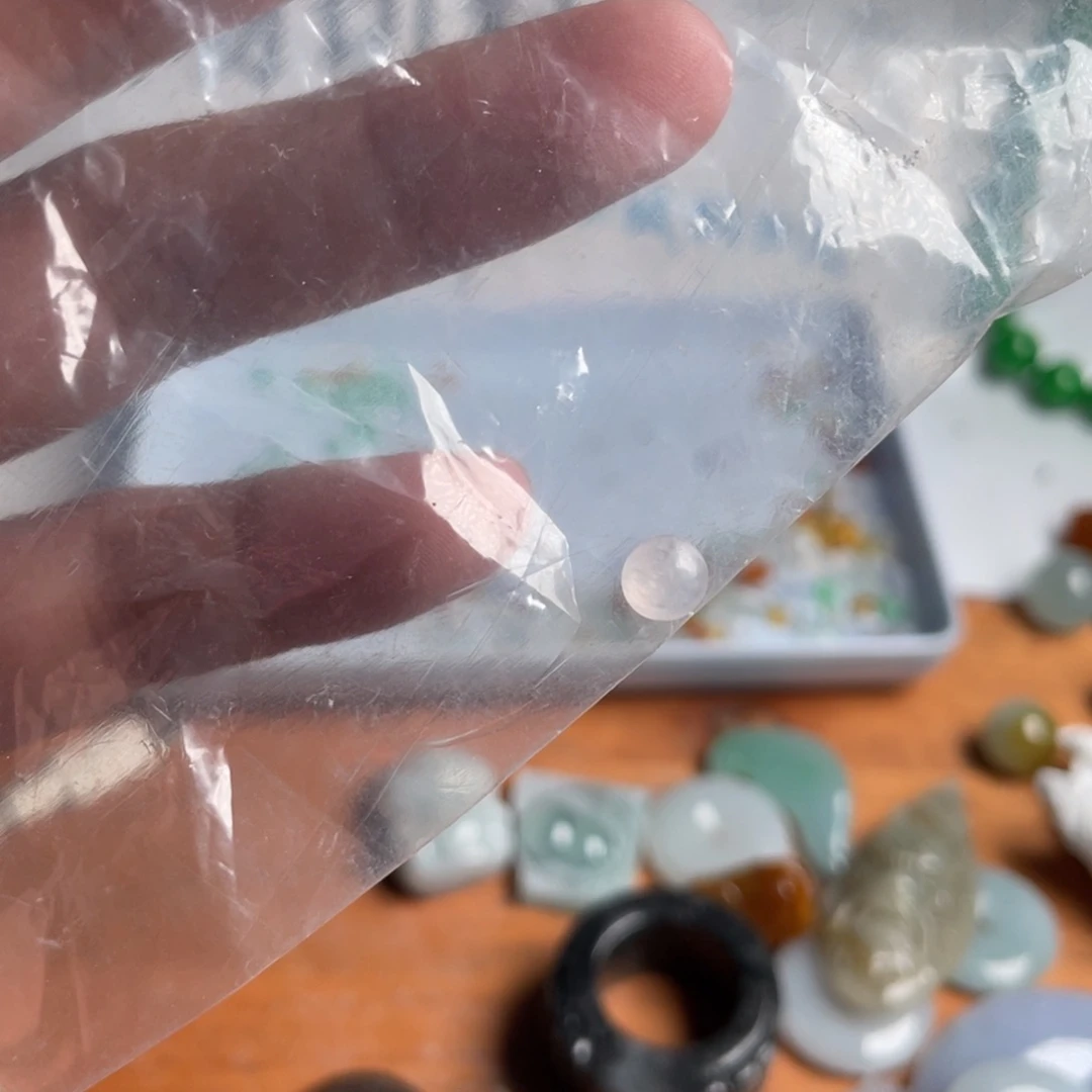 深***丶翡翠散珠翡翠一块