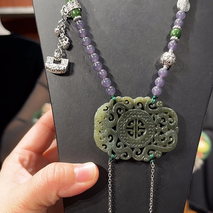 颈饰未镶嵌和田玉