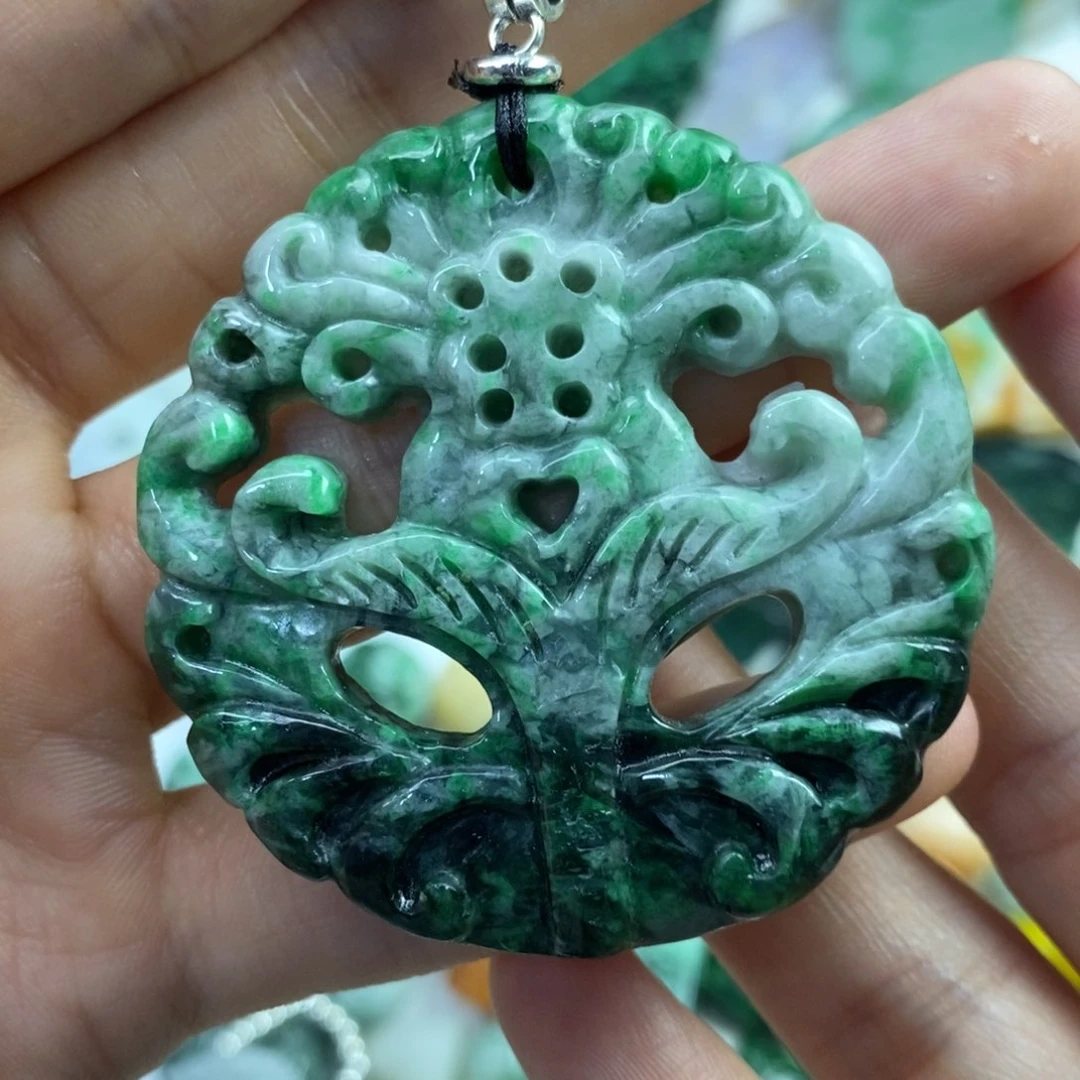 翡翠未镶嵌颈饰吊坠
