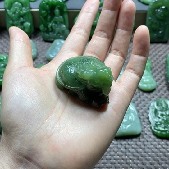 【闪购商品】和田玉未镶嵌颈饰