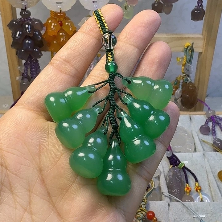 钥匙挂件，绿色葫芦