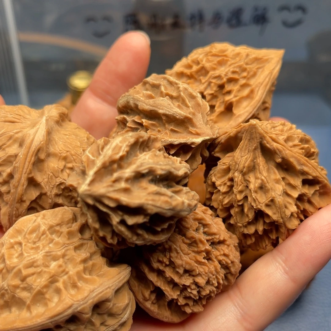 曾***上吊坠文玩核桃福利核桃