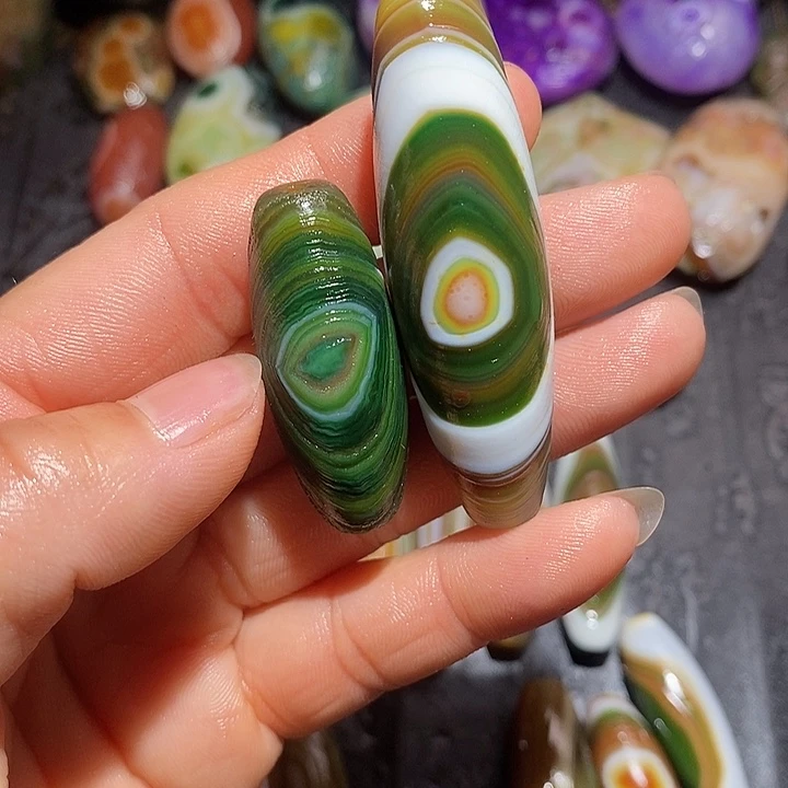 玛瑙/玉髓颈饰未镶嵌天**音