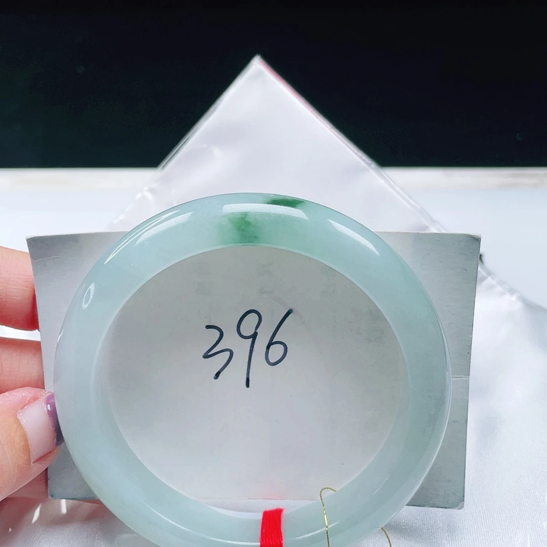 翡翠未镶嵌手镯缅甸翡翠61+