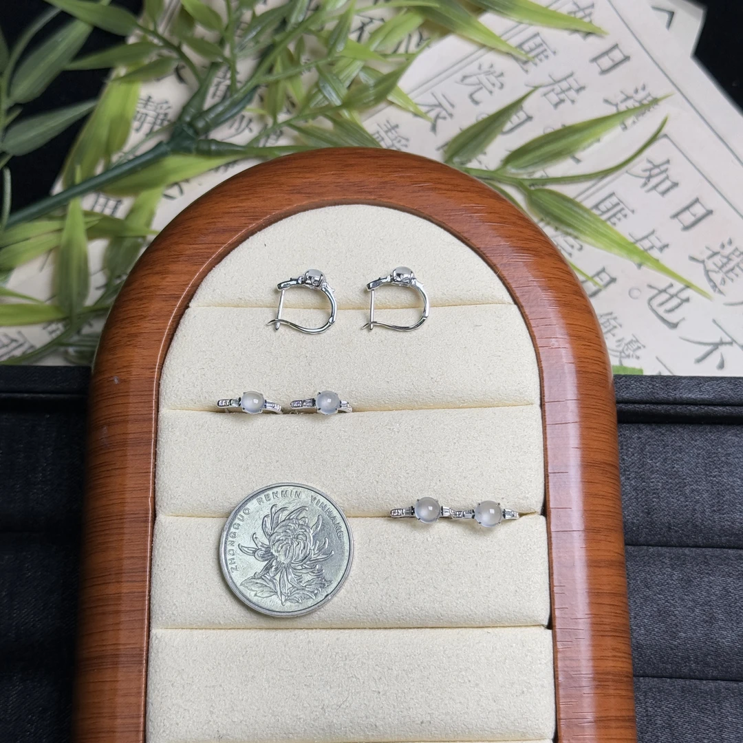 思懿珠宝 18K翡翠耳钉-2980-3-XMG-多样性发一