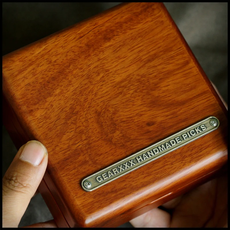 【MEGA666】GEARXXX巴西花梨木拨片盒
