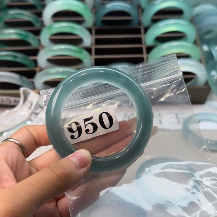 玉烁时尚手镯950