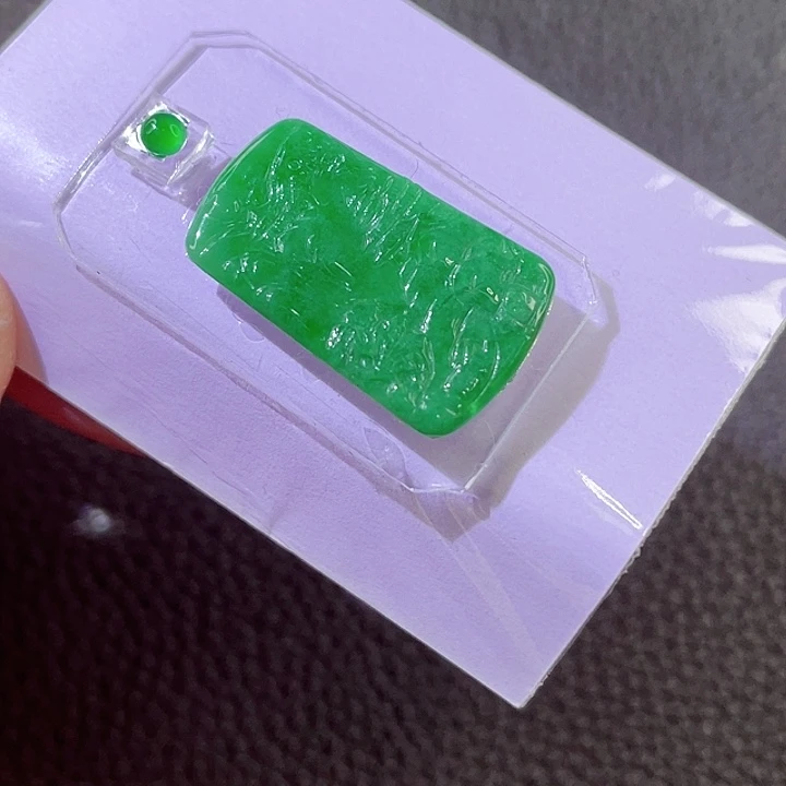 定制翡翠未镶嵌翡翠