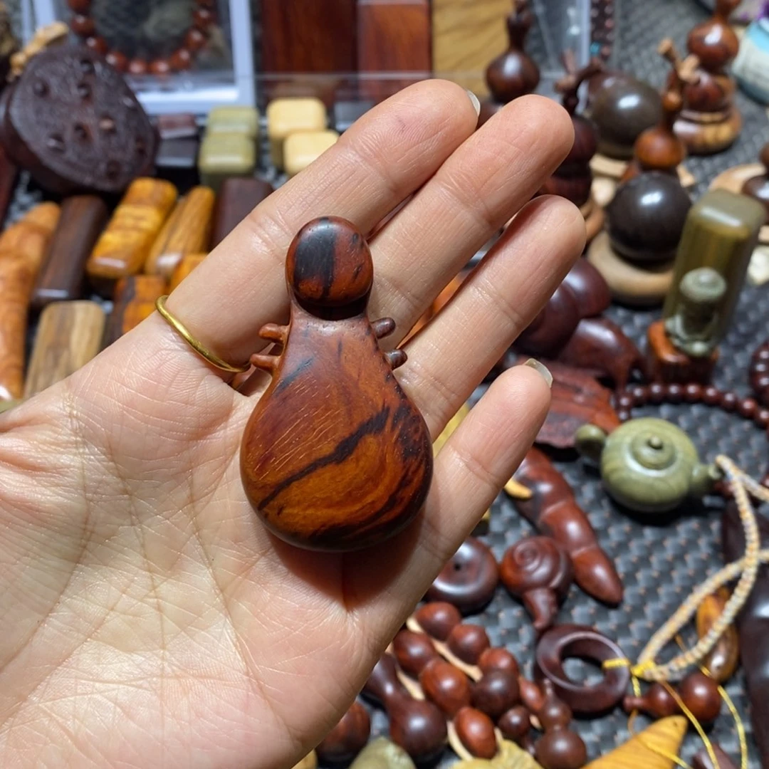 檀香紫檀（小叶紫檀）C****o