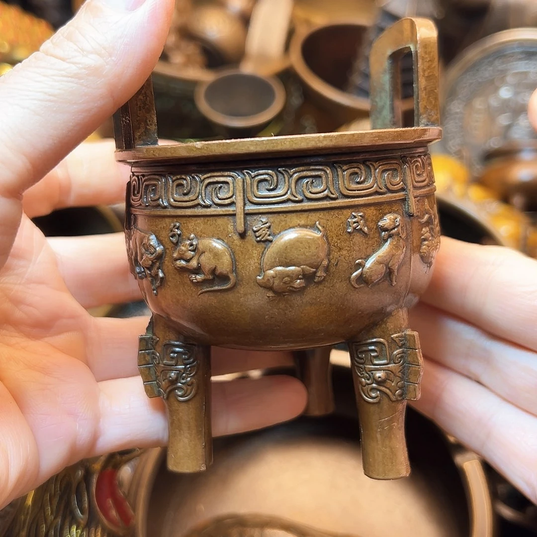 精美铜器工艺品等
