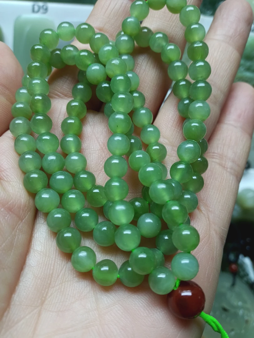 和田玉碧玉卡6圆珠挂绳绿色