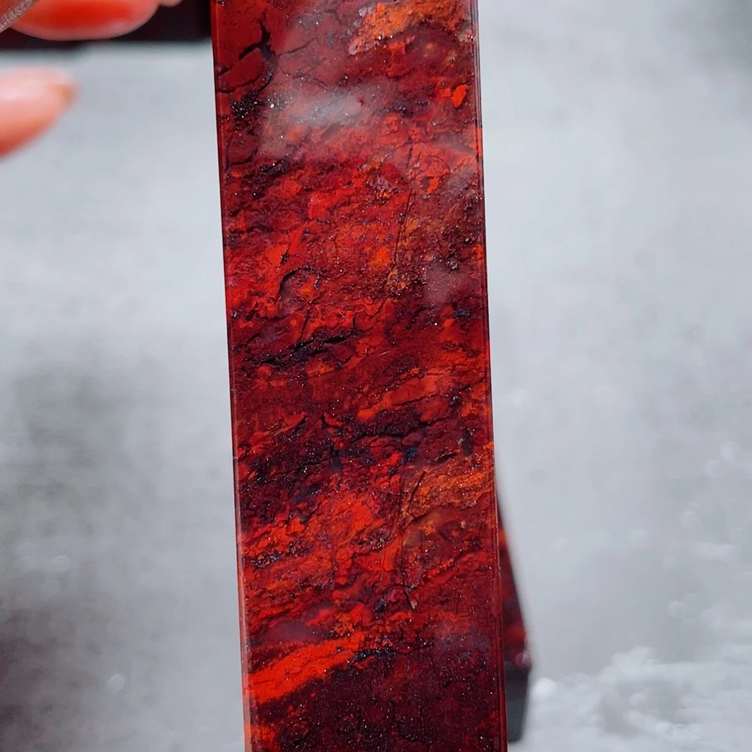 玉桂林鸡血玉印章镇尺3