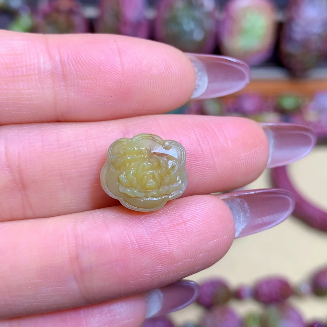 玛瑙挂件未镶嵌盐源