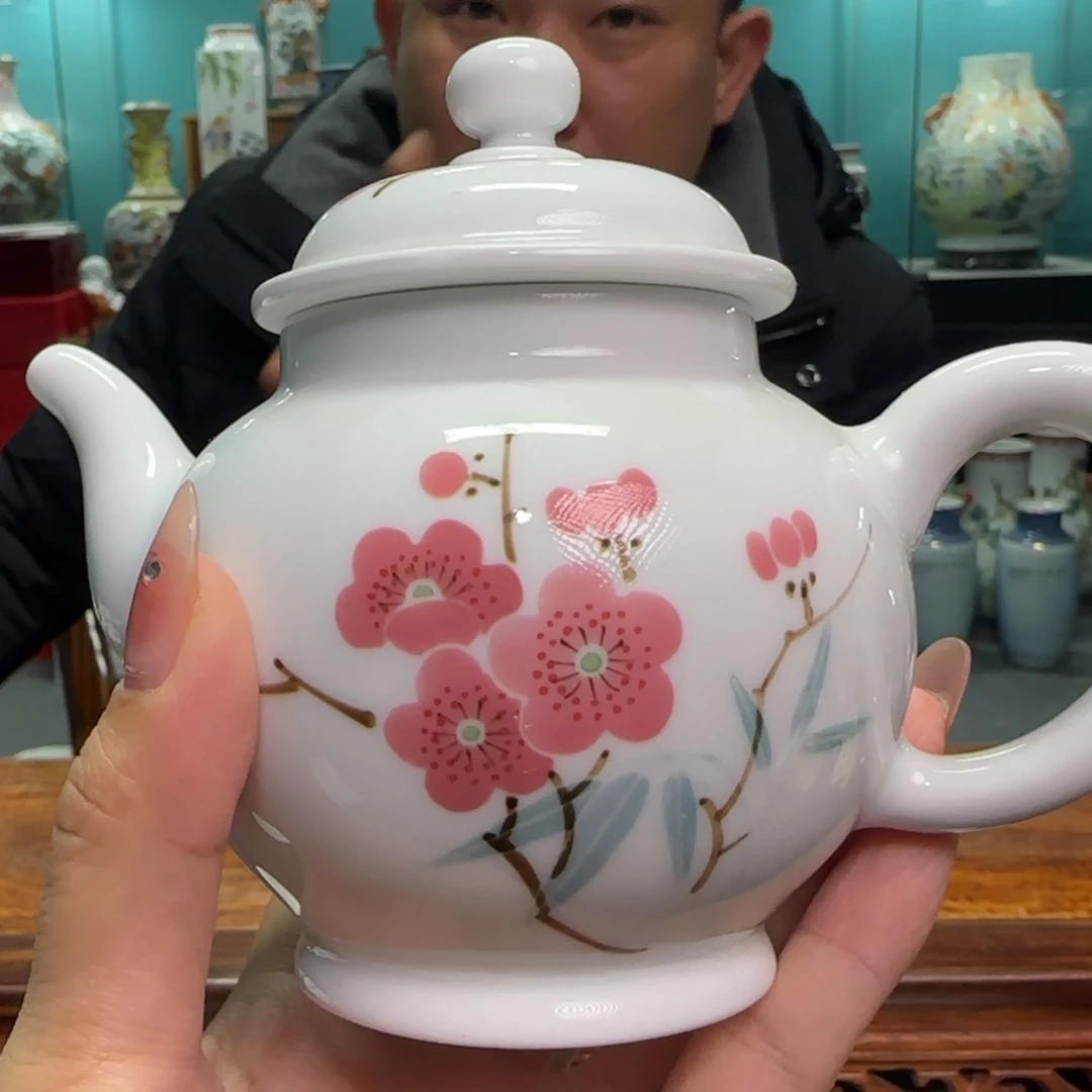 摆件景德镇的瓷器