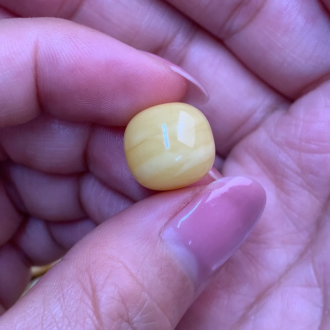 永***远琥珀未镶嵌裸石微瑕